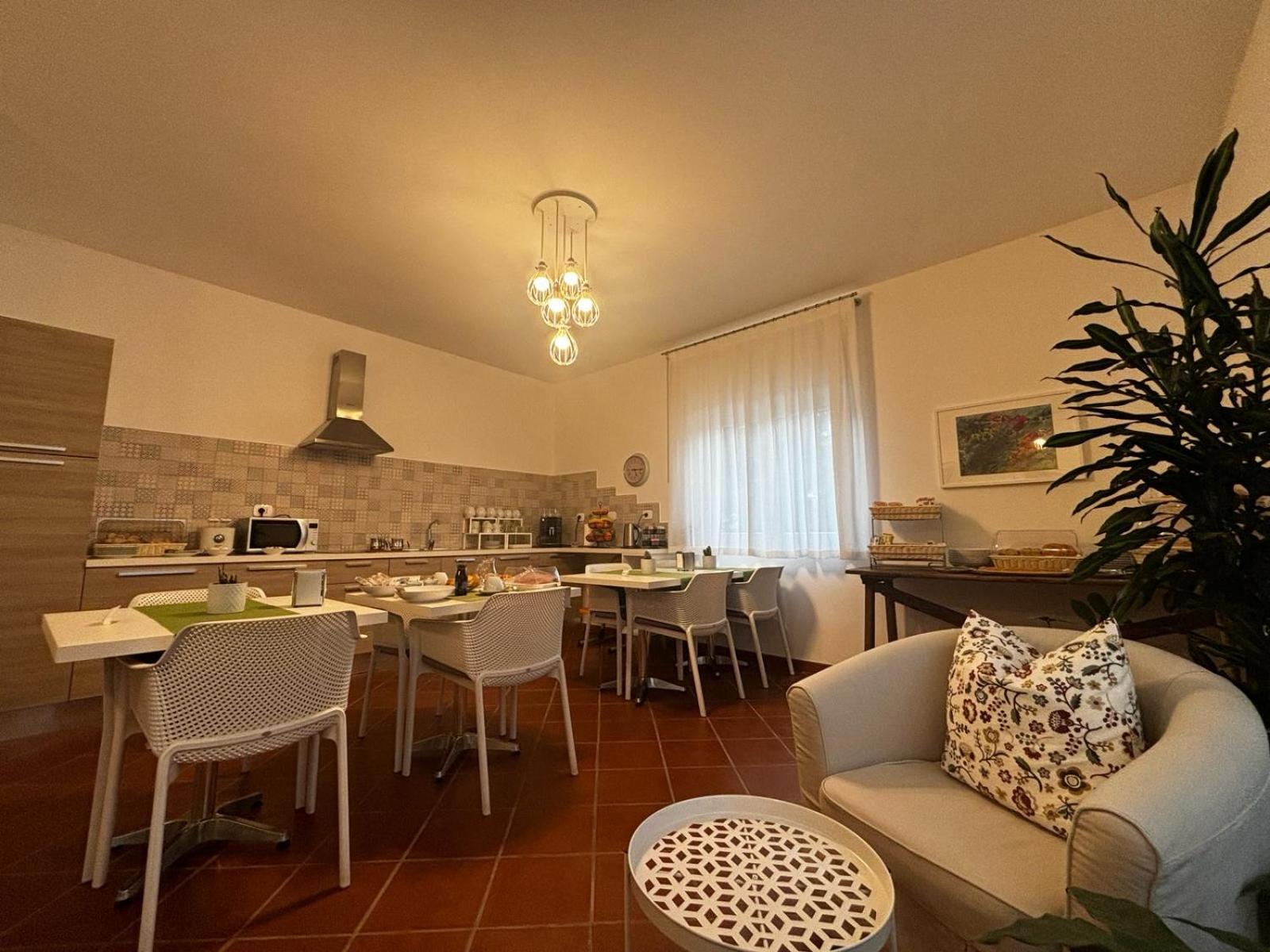 La Nuova Dimora B&B ลาควิลา ภายนอก รูปภาพ