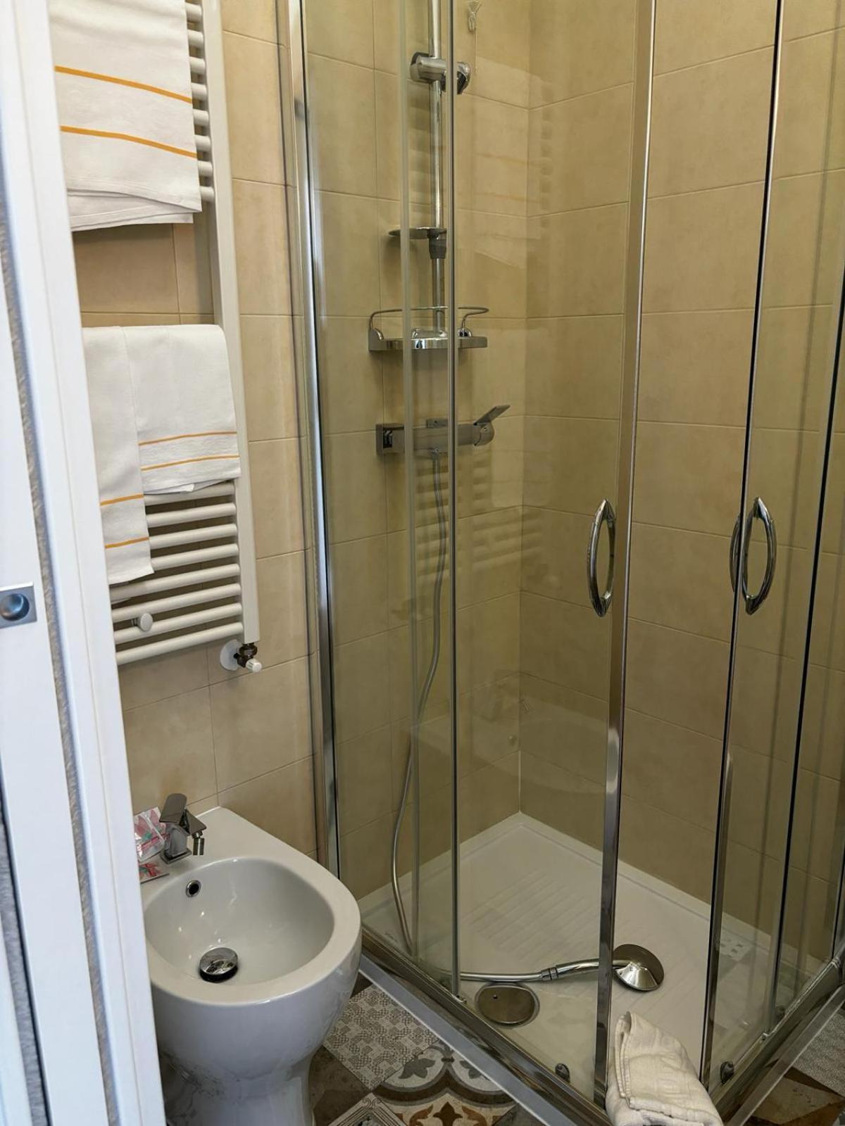 La Nuova Dimora B&B ลาควิลา ภายนอก รูปภาพ